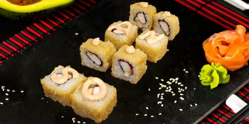 Sushi, Fried roll with crab sticks